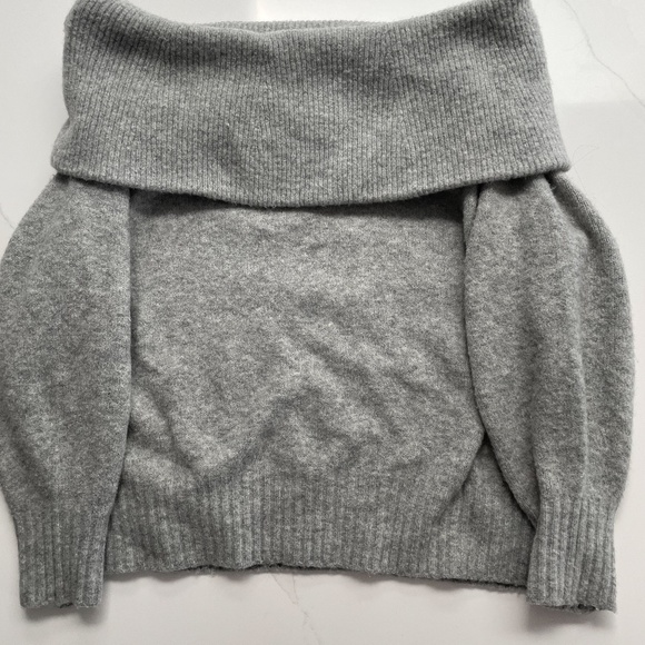 Grey Knit Cropped Sweater - Picture 1 of 2